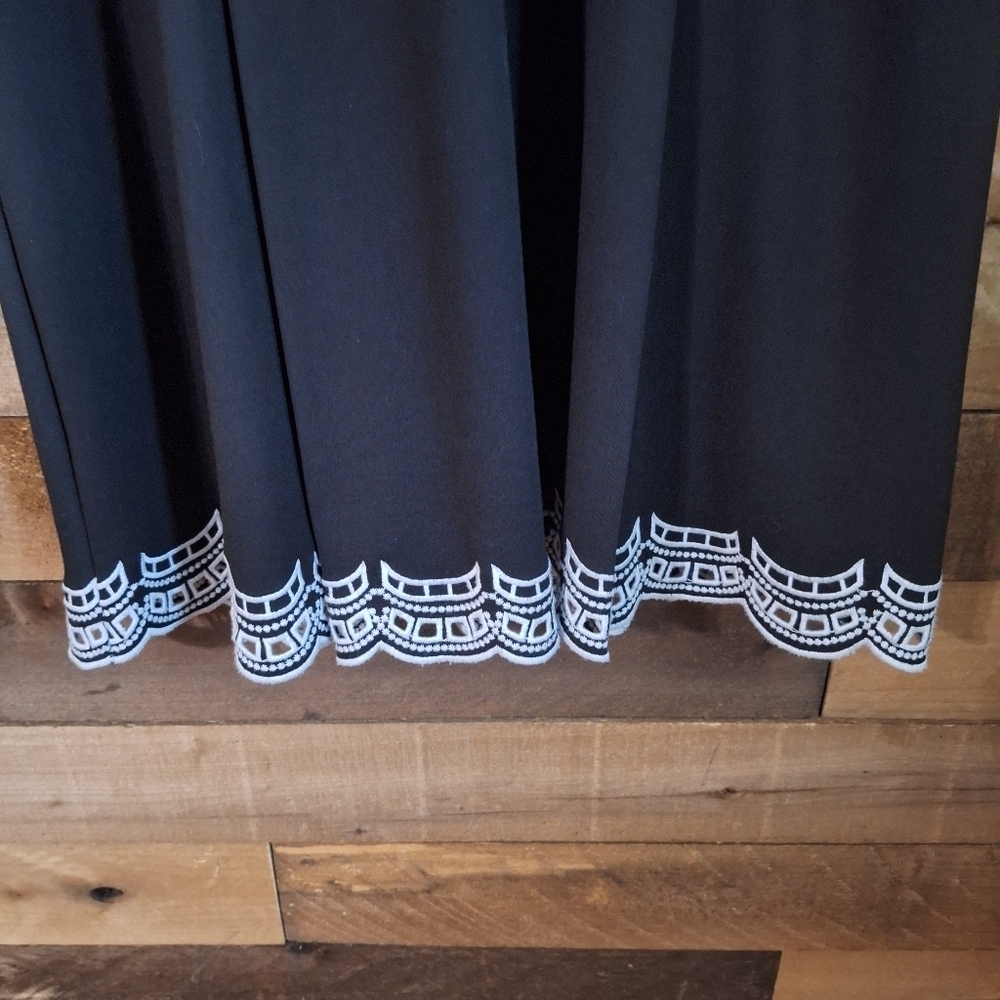 Talbots Petite Embroidered Hem Black Fit & Flare Dress SZ 16P - Picture 3 of 9